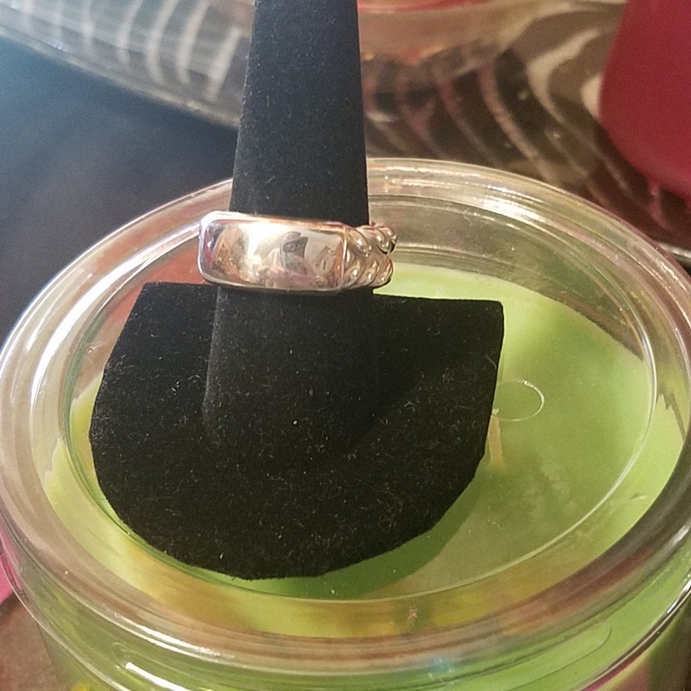 James Avery retired heavy signate ring